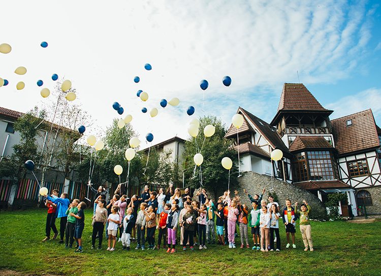 Scoala Privata Floresti